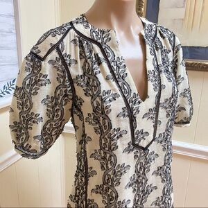 Y2K Vintage BCBG Embroidered bohemian/Peasant Blouse w/puff sleeves